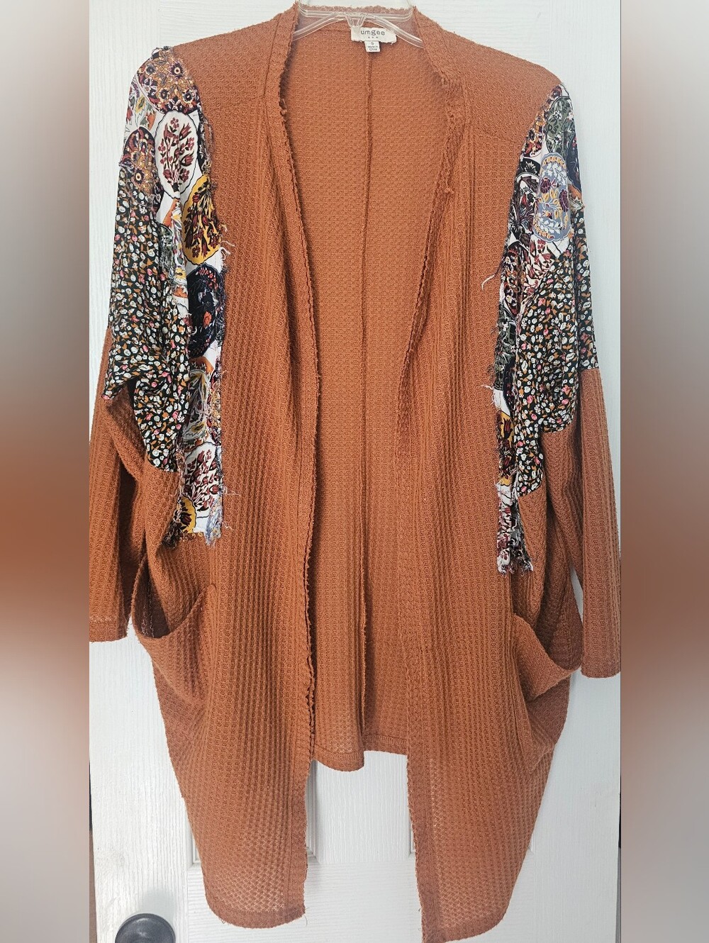 Umgee open-front cardigan blends cozy textures with a bohemian aesthetic. Size S - Picture 2 of 9